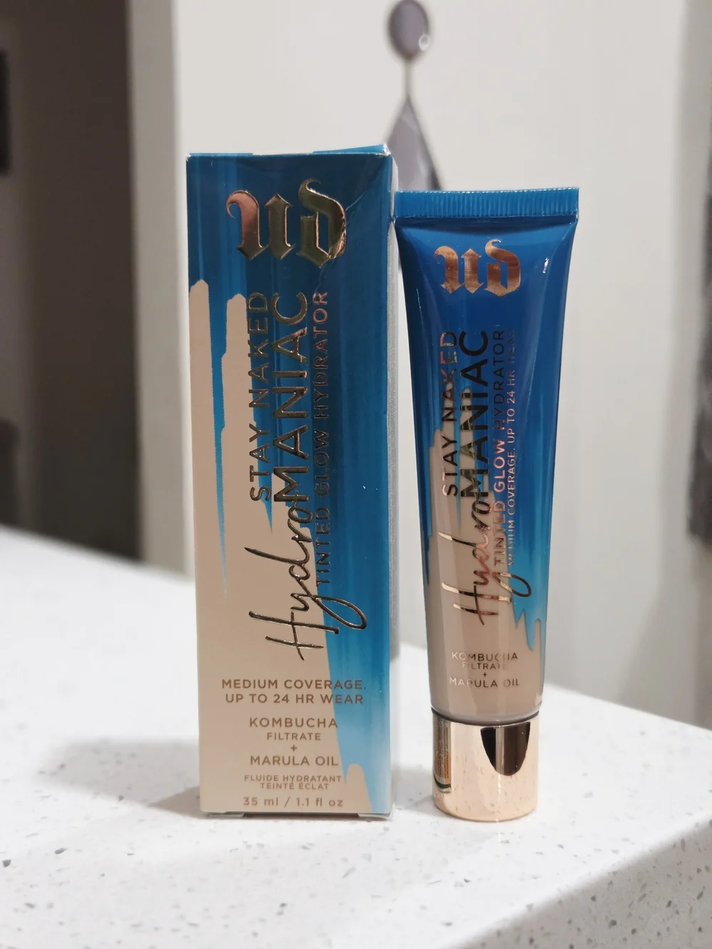 Urban Decay Stay Naked Hydromaniac Tinted Glow Hydrator - Fair 20